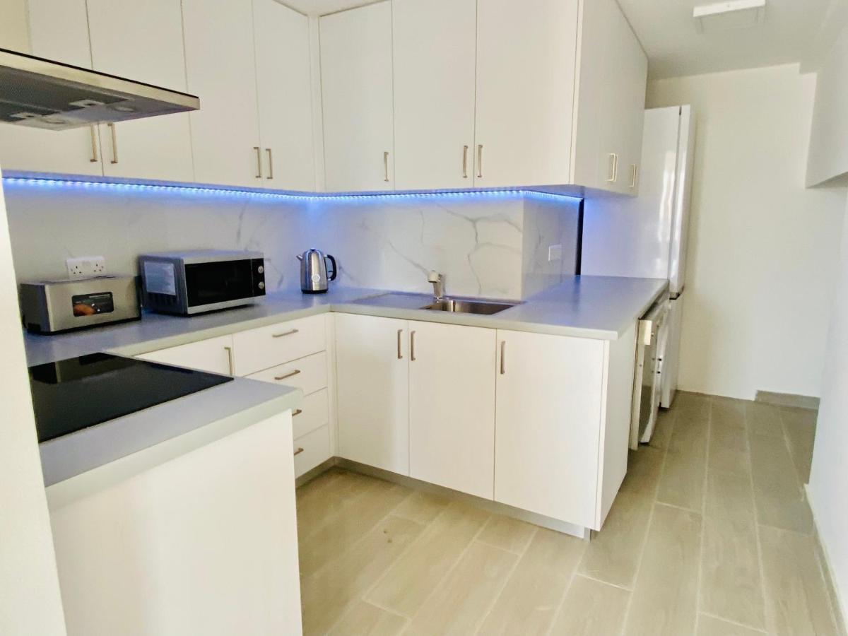 Basillica 3 Bedrooms Apartment Paphos Exteriör bild