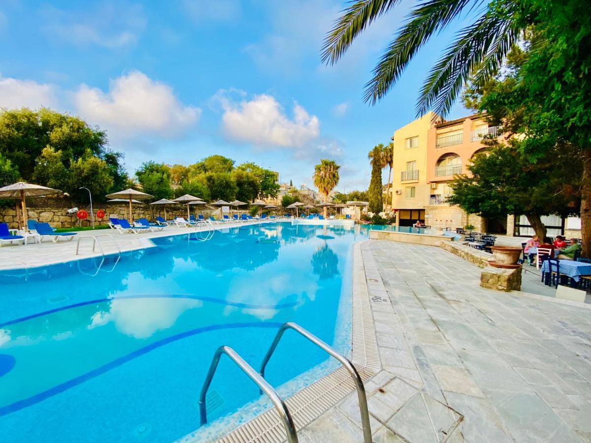 Basillica 3 Bedrooms Apartment Paphos Exteriör bild